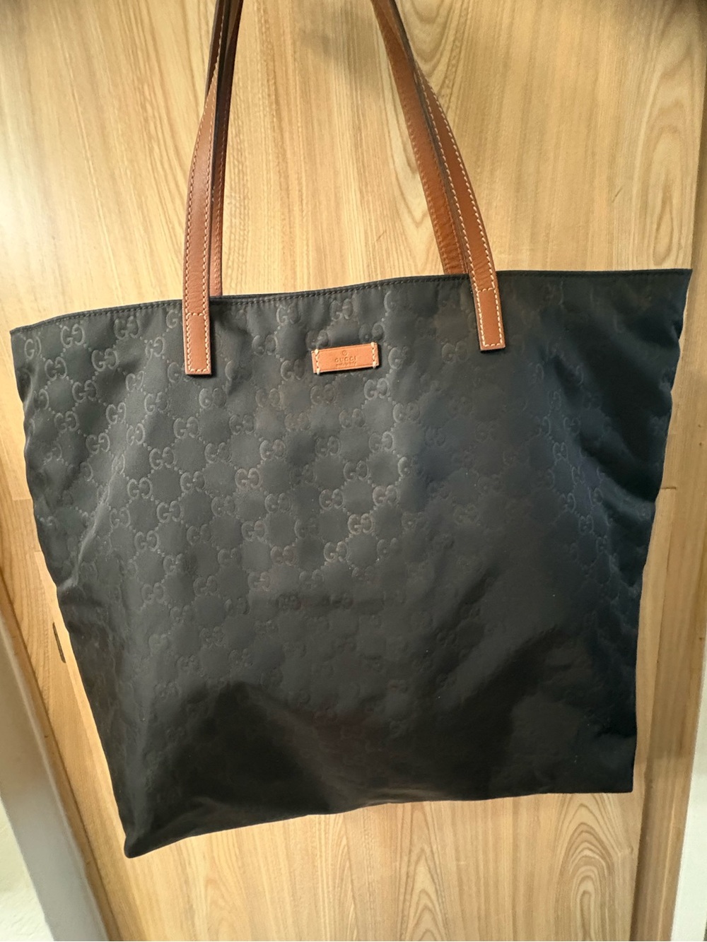Auth Gucci Black Nylon Tote Bag Large Shoulder Bag Leather Trim 17x14